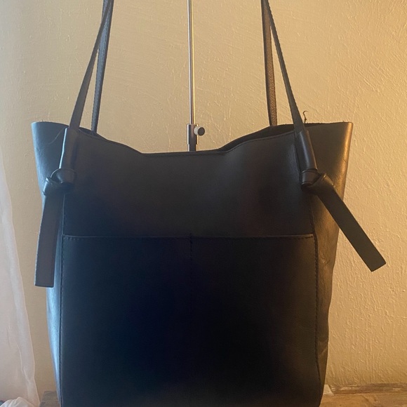 Madewell Knotted Black Leather Tote Bag - Picture 3 of 11